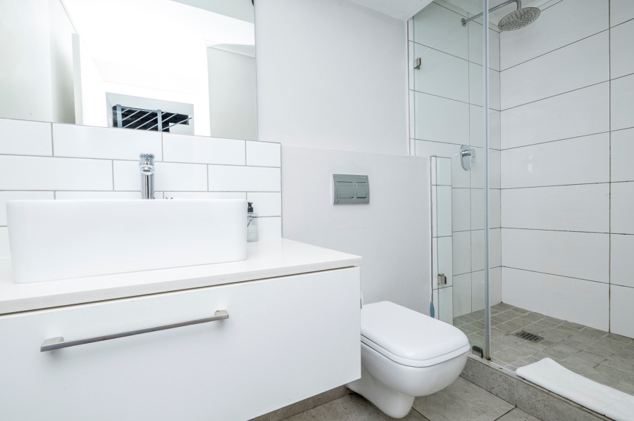 2 Bedroom Property for Sale in Woodstock Western Cape